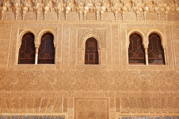 Fototapete - Alhambra de Granada. Comares facade in Nasrid Palaces