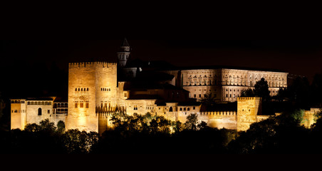 Fototapete - Alhambra de Granada, Nasrid Palaces at night. 10571x5616 p.