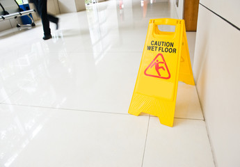 Wall Mural - caution wet floor