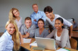 © Robert Kneschke - Studenten und Dozent im Seminar