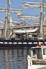 3 Mâts Barque "Belem" Dans Le Vieux Port De Marseille
