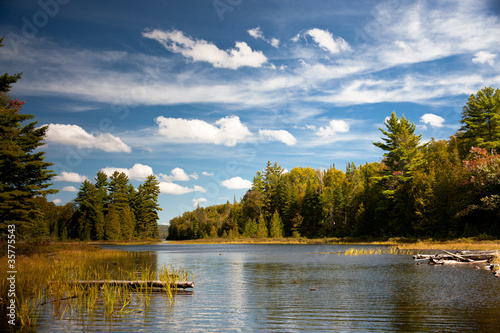 Tapeta ścienna Cieśla jezioro czysta woda vista