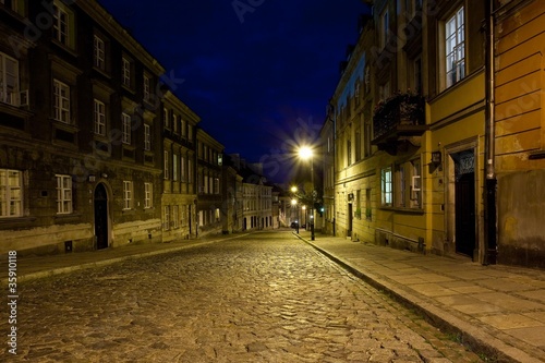 Naklejka samoprzylepna Starówka nocą