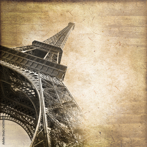 Fototapeta na wymiar Tour Eiffel vintage, format carré