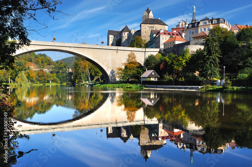 Obraz na płótnie canvas trzyczęściowy "tryptyk" Zamek loket. 