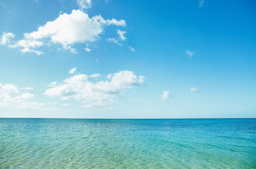 Fotobehang - 沖縄の海と青空