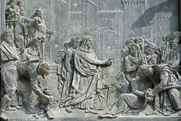 Wall Mural - Pisa - detail from cathedral gate - Jesus