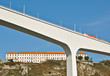 Eisenbahnbrücke in Porto