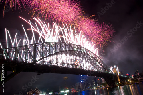Obraz na płótnie canvas Sydney Harbour Bridge nowy rok