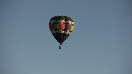 Wall Mural - Colorful hot air balloon