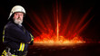 Feuerwehrmann vor Feuerhintergrund