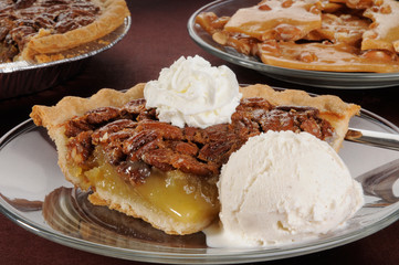 Wall Mural - Pecan pie with ice cream