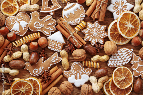 Naklejka - mata magnetyczna na lodówkę Gingerbread cookies and spices