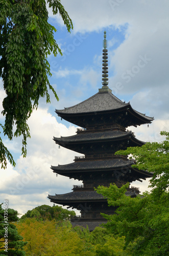 Plakat na papierze fotorealistycznym Toji pagoda w Kioto, Japonia