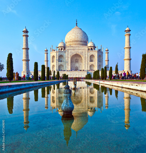 Naklejka na drzwi Taj Mahal in India