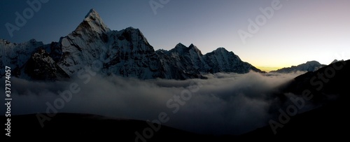 Tapeta ścienna Ama dablam