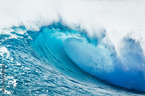 Blue Ocean Wave