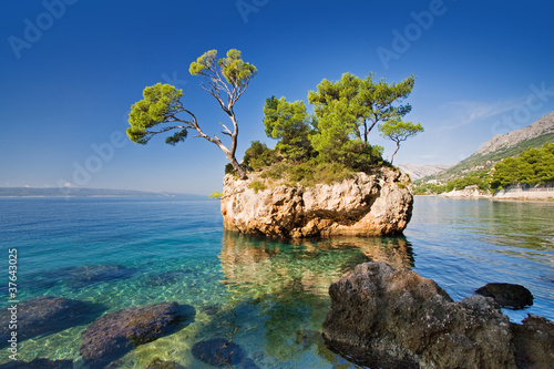 Fototapeta na wymiar brela, croatia