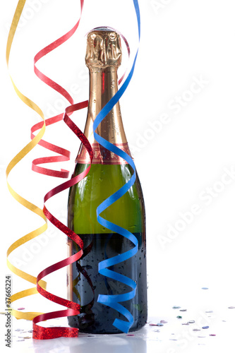 Champagne Et Cotillons De Fete Stock Photo Adobe Stock