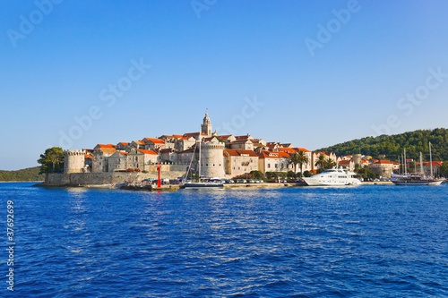 Plakat na papierze fotorealistycznym Miasto korcula w chorwacji