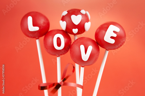 Board z aluminiowym obramowaniem Pops valentine cake