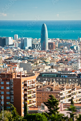 Board z aluminiowym obramowaniem Barcelona, ​​Hiszpania.
