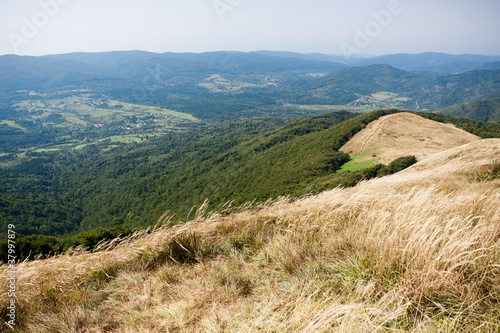 Board z aluminiowym obramowaniem Bieszczady w południowo-wschodniej Polsce