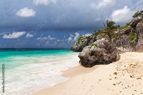 Naklejka samoprzylepna Idylliczna karaibska plaża tulum, Mexico