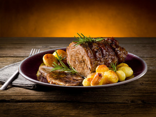 Canvas Print - roast of veal with potatoes