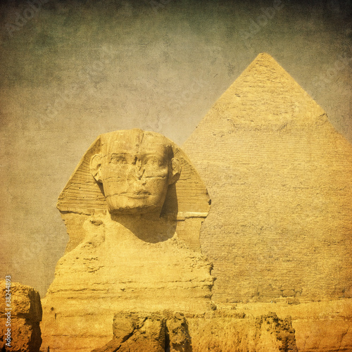 Plakat na zamówienie grunge image of sphynx and pyramid