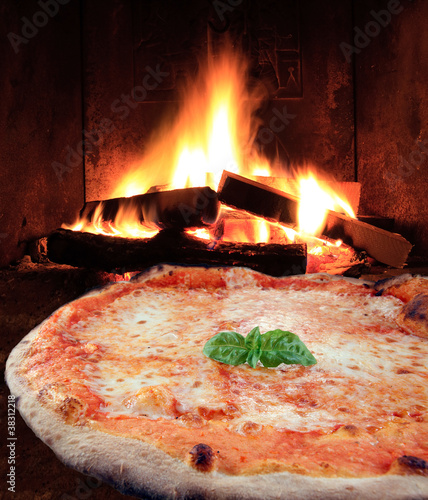 Board z aluminiowym obramowaniem Pizza margherita...