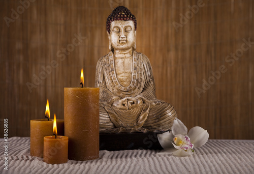 Obraz na płótnie canvas trzyczęściowy "tryptyk" Budda w koncepcyjnym zen