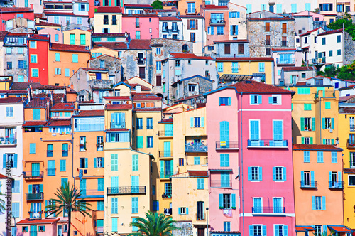 Plakat na papierze fotorealistycznym Menton pastelowe kolory domów, cote d azur, france