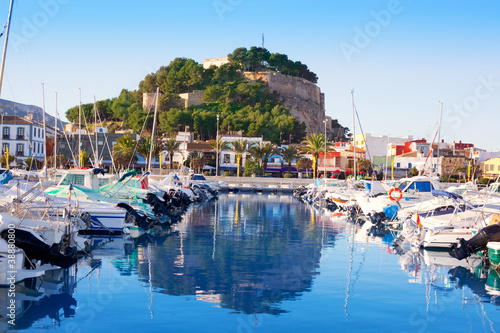 Fotografia  Denia mediterranean port village with castle