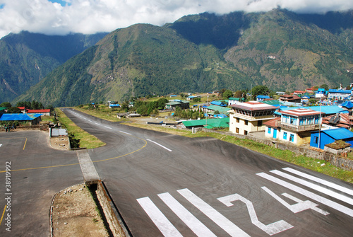 Naklejka samoprzylepna Lukla airport (lua), nepal