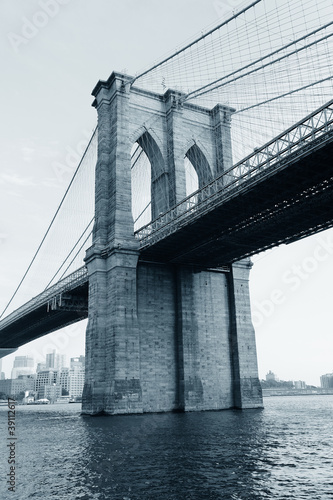 Naklejka - mata magnetyczna na lodówkę Brooklyn Bridge black and white