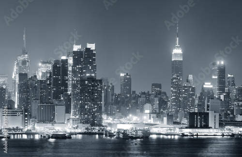 Fototapeta na wymiar New York City Manhattan black and white