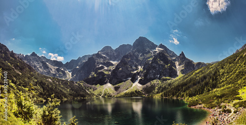 Tapeta ścienna Morskie oko jezioro w polskich górach tatrzańskich