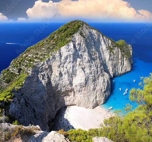 Obraz na płótnie canvas czteroczęściowy "tetraptyk" Wybrzeże Grecji z plażą navagio, wyspa Zakynthos