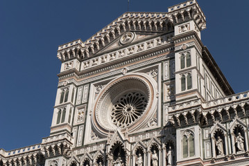 Canvas Print - Facade of the duomo or cathedral in Florence Italy