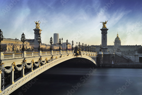 Board z aluminiowym obramowaniem Alexandre Bridge 3 - Paryż - Francja