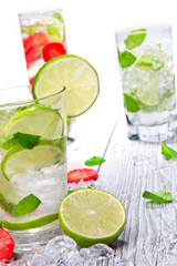 Fototapete - Mojito drinks