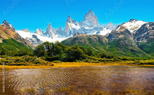 Board z aluminiowym obramowaniem Naturalny krajobraz z fitz roy w Argentynie, Ameryka Południowa