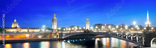 Board z aluminiowym obramowaniem Alexandre Bridge 3 - Paryż - Francja