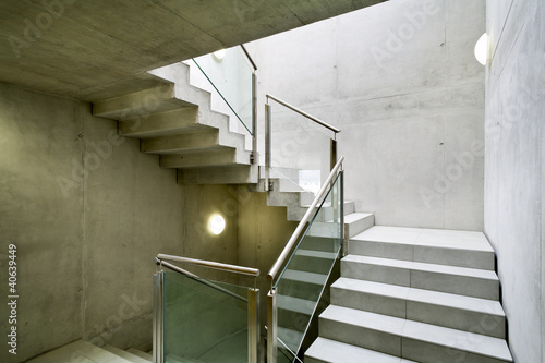 Beautiful New Building Interior Staircase Kaufen Sie