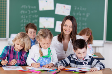 Wall Mural - lehrerin in der grundschule