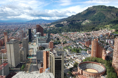 Board z aluminiowym obramowaniem Bogotá