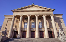 Fasada Teatru Wielkiego W Poznaniu
