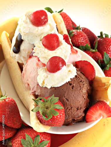 Board z aluminiowym obramowaniem Banana split