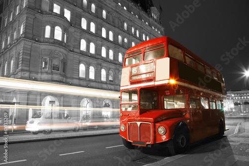 Plakat na papierze fotorealistycznym London route master bus
